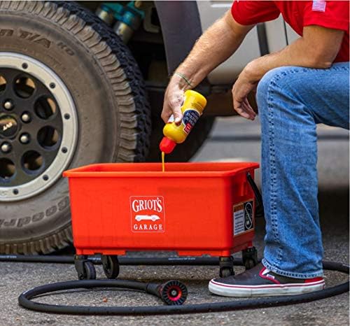 Griot's Garage Best of Show Wash and Wax for Car Detailing and Cleaning, Carnauba-Packed Coating, High Gloss Shine and Protection for Auto Paint, 11396, One Gallon