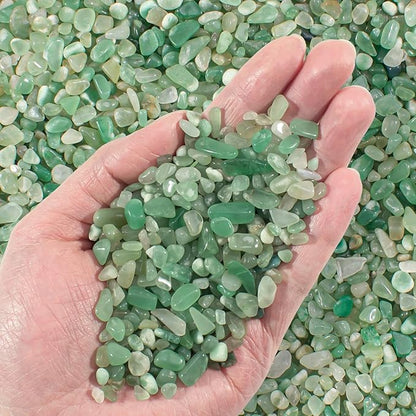 0.5 Lb/230g Green Aventurine Crystal Chips Bulk Crushed Stones, Natural Gemstones Jade Pebbles Marbles Tumbled Healing Crushed Quartz for Vase Fillers, Aquarium Gravel Rocks and Home Decoration